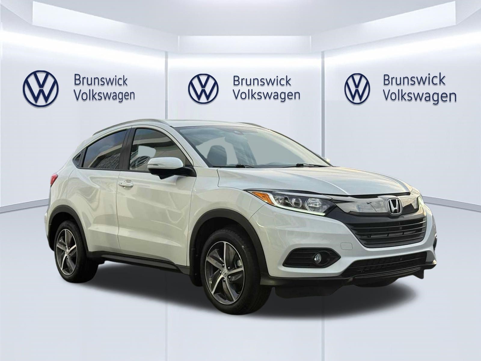 Used 2022 Honda HR-V EX image 3