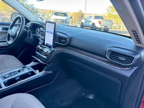 Used 2023 Ford Explorer Limited w/ Limited Technology Package image 29