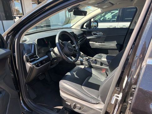 Certified 2023 Kia Sportage EX image 8