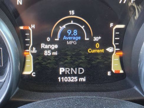 Used 2018 Jeep Wrangler Unlimited Sahara AWD/4WD image 31