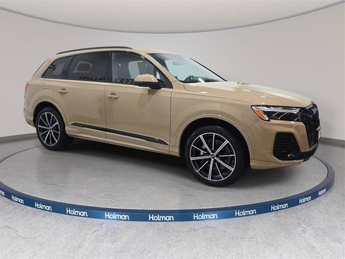 Used 2025 Audi Q7 2.0T Premium Plus w/ Premium Plus Package image 5