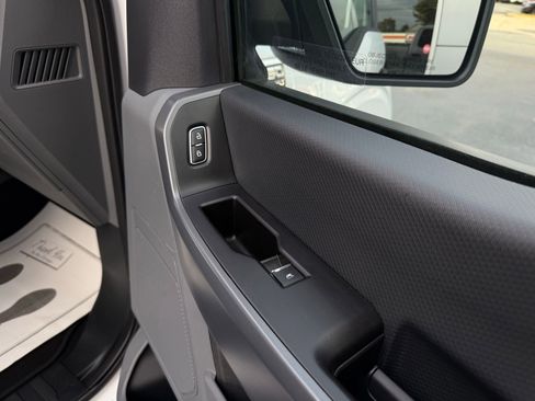 Used 2022 Ford F150 XLT w/ Trailer Tow Package AWD/4WD image 16