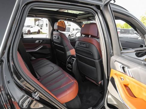 Used 2022 BMW X5 M50i w/ Executive Package image 40