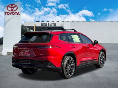 New 2025 Toyota Crown Signia w/ Advanced Technology Package image 6