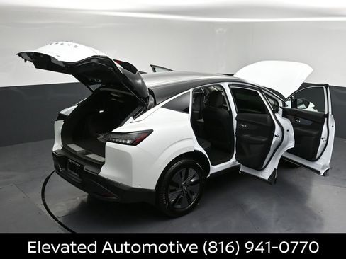 Certified 2025 Nissan Murano SL AWD/4WD image 34