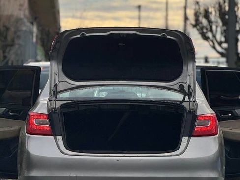 Used 2017 Subaru Legacy 2.5i Premium image 11