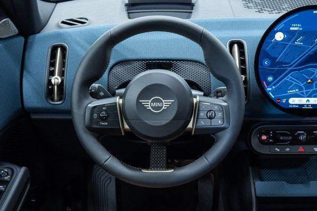 Certified 2026 MINI Cooper Countryman S w/ Comfort Package Max AWD/4WD image 14