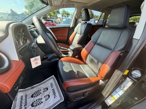Used 2015 Toyota RAV4 Limited AWD/4WD image 10