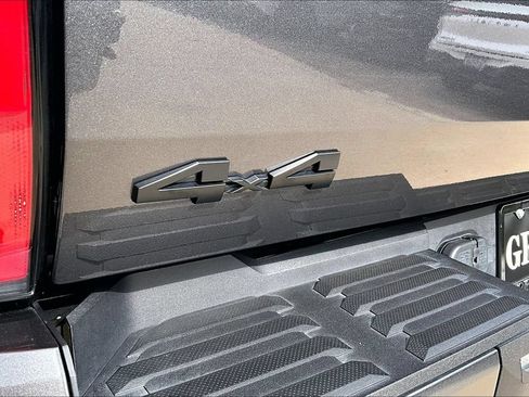 Used 2026 Toyota Tundra Platinum AWD/4WD image 40