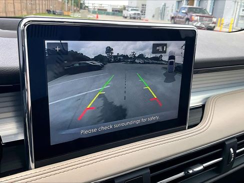 Used 2021 Lincoln Corsair FWD w/ Premium Package image 25