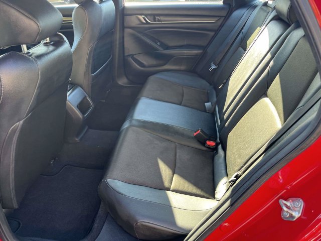 Used 2019 Honda Accord Sport image 12