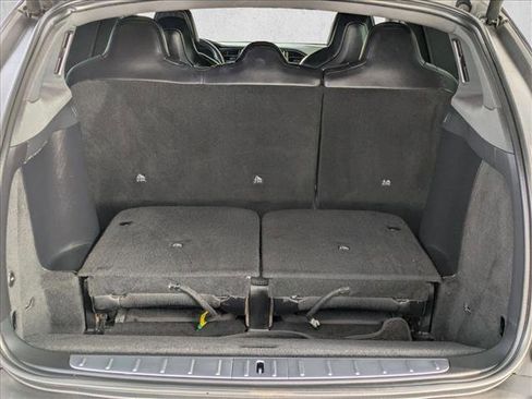 Used 2018 Tesla Model X 75D image 6