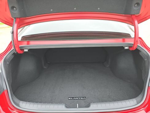 Certified 2026 Hyundai Elantra Sport FWD image 12