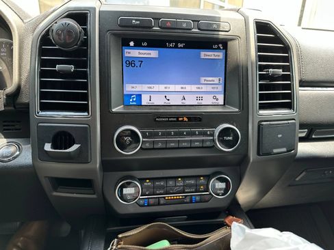 Used 2019 Ford Expedition Max XLT w/ Equipment Group 202A RWD image 22