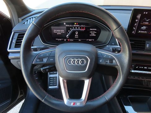 Used 2022 Audi SQ5 Prestige w/ Prestige Package AWD/4WD image 17