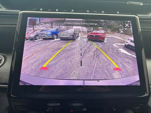 Used 2022 Jeep Grand Cherokee L Limited image 26