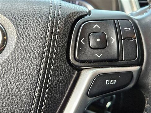 Used 2015 Toyota Highlander Plus image 13