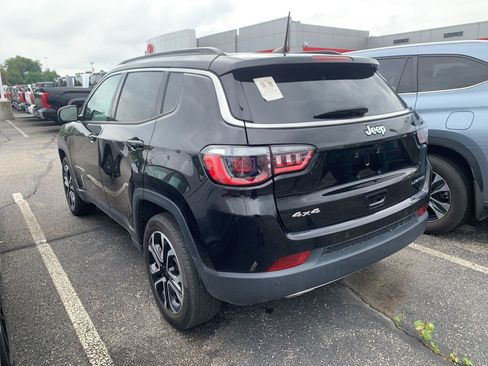 Used 2023 Jeep Compass Limited AWD/4WD image 4