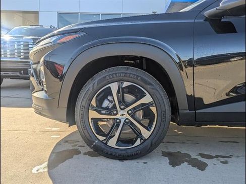 New 2026 Chevrolet Trax RS w/ Driver Confidence Package FWD image 10