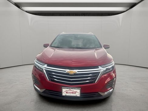 Used 2023 Chevrolet Equinox Premier image 8