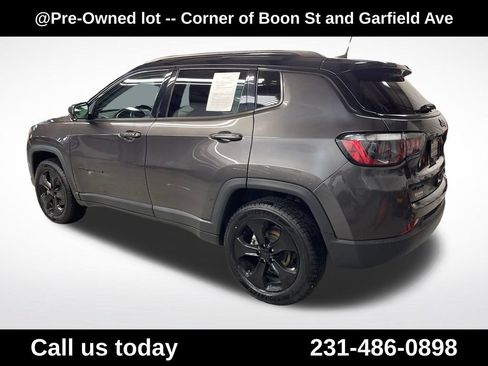 Used 2021 Jeep Compass Latitude AWD/4WD image 4