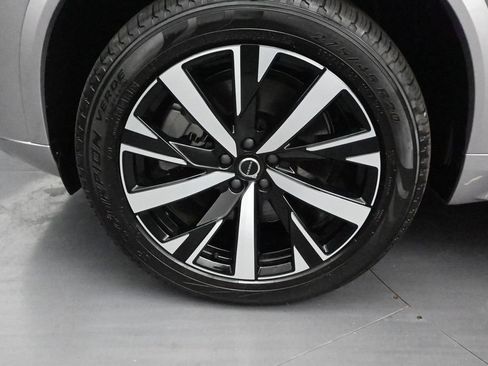 New 2026 Volvo XC90 T8 Core AWD/4WD image 9