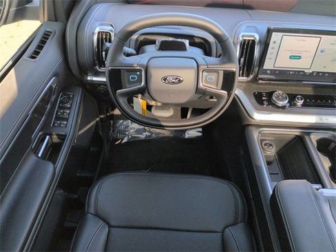 New 2025 Ford Expedition Max Platinum w/ Stealth Performance Package image 17