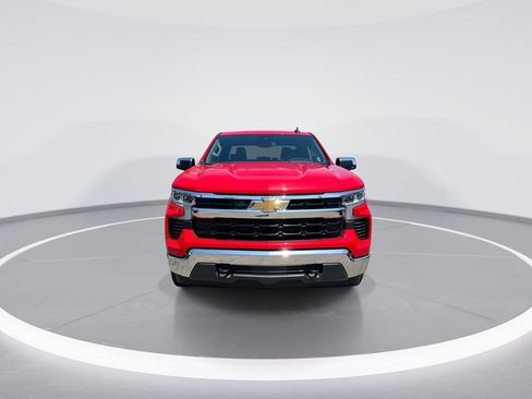 Used 2023 Chevrolet Silverado 1500 LT AWD/4WD image 3