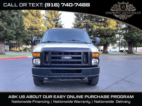 Used 2011 Ford E-250 and Econoline 250 Extended RWD image 2