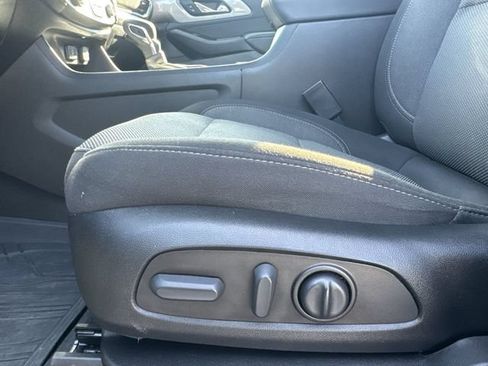 Used 2023 Chevrolet Traverse LT w/ LPO, Floor Liner Package AWD/4WD image 13