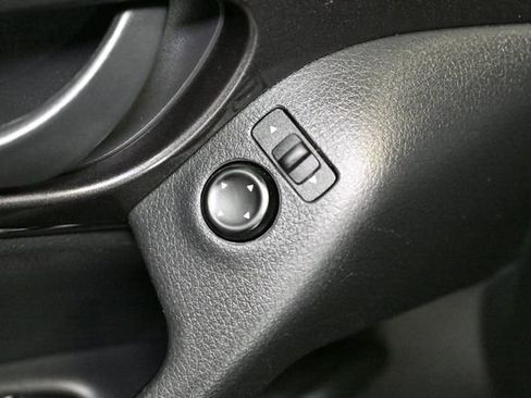 Used 2020 Nissan Rogue S AWD/4WD image 40