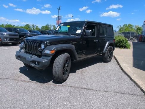 Certified 2022 Jeep Wrangler Unlimited Sport AWD/4WD image 5