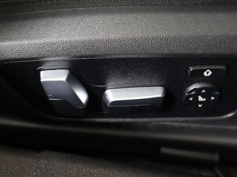 Used 2019 BMW 330i xDrive Sedan w/ M Sport Package image 37