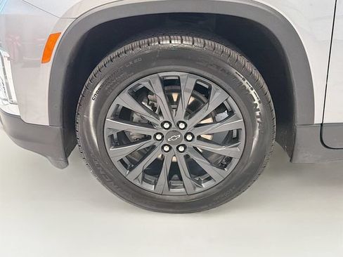 Certified 2023 Chevrolet Traverse RS FWD image 29
