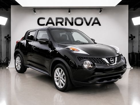 Used 2015 Nissan Juke SL FWD image 1