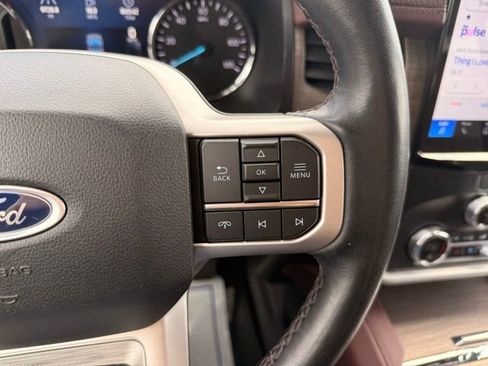 Used 2022 Ford Expedition Max Limited AWD/4WD image 25
