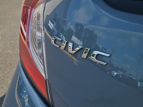 Used 2020 Honda Civic EX image 30