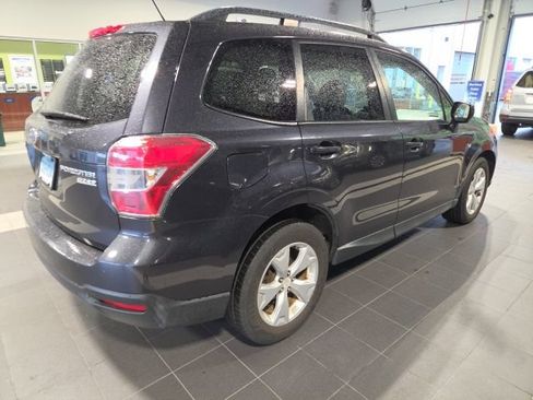 Used 2015 Subaru Forester 2.5i Premium w/ All-Weather Package AWD/4WD image 8