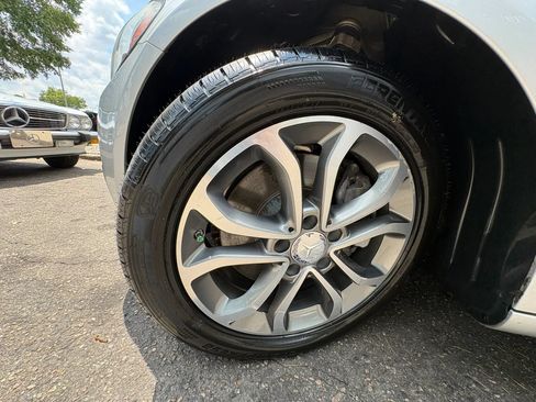 Used 2016 Mercedes-Benz C 300 4MATIC Sedan image 49