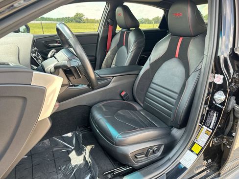 Used 2021 Toyota Avalon TRD image 11