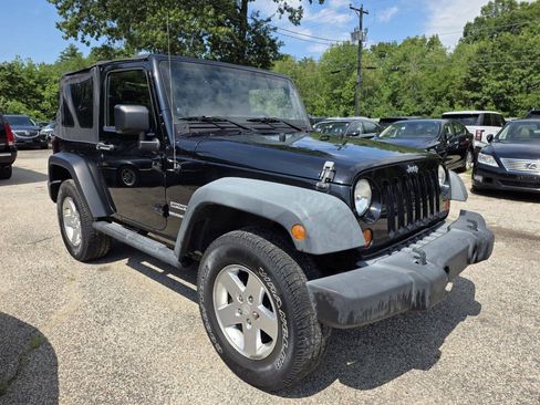 Used 2011 Jeep Wrangler Sport AWD/4WD image 7