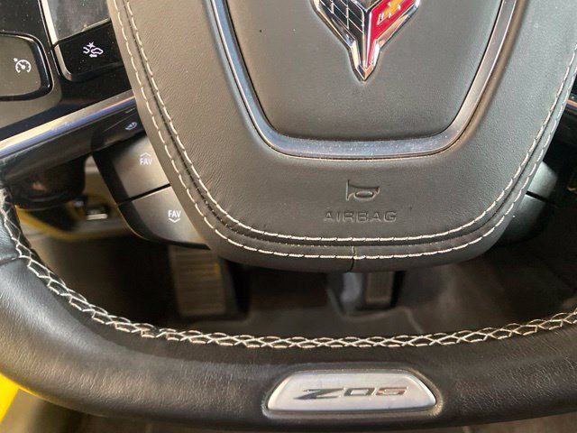 Used 2025 Chevrolet Corvette Z06 RWD image 22