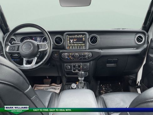 Used 2022 Jeep Wrangler Unlimited Sahara w/ Cold Weather Group image 34