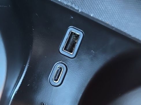 Used 2025 GMC Sierra 1500 Denali Ultimate image 27