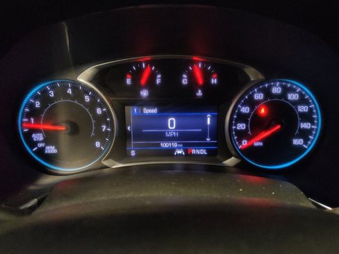 Used 2021 Chevrolet Equinox LT FWD image 23