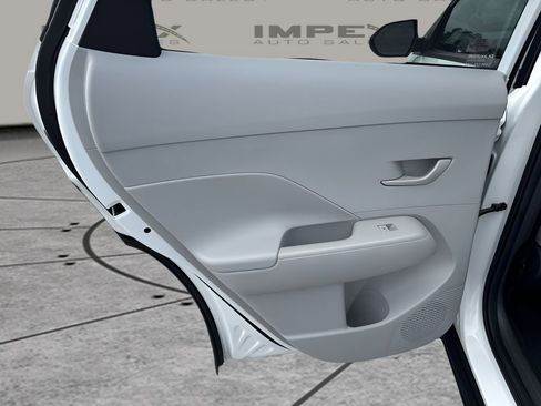 Used 2024 Hyundai Kona SEL FWD image 25