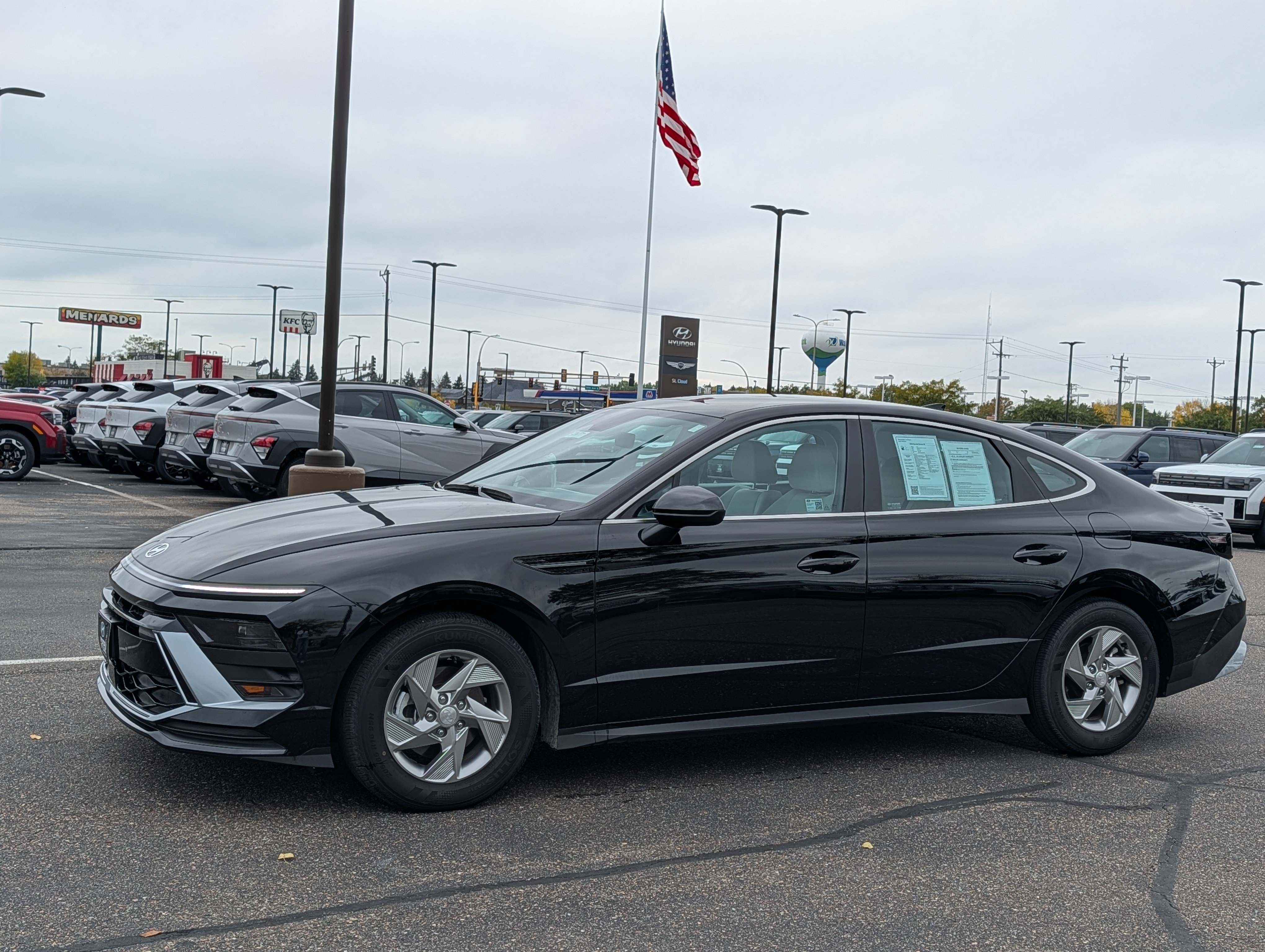 Used 2025 Hyundai Sonata SE FWD image 1