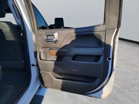 Used 2018 GMC Sierra 2500 Denali w/ Duramax Plus Package image 30
