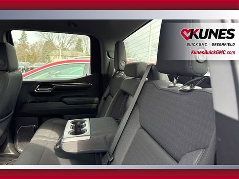 Used 2024 GMC Sierra 1500 Elevation image 36