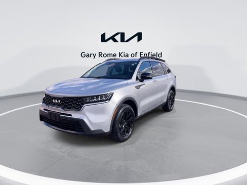 Certified 2022 Kia Sorento S image 4
